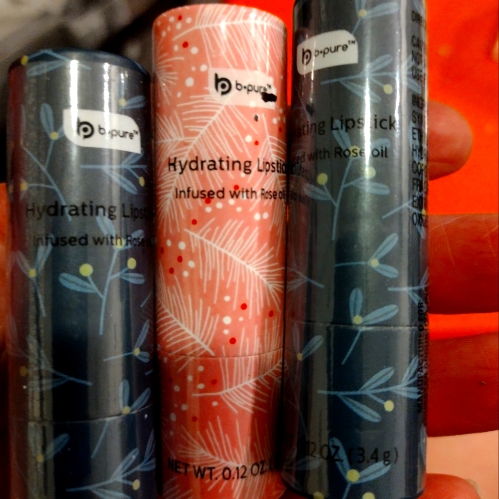 Hydrating lipstick